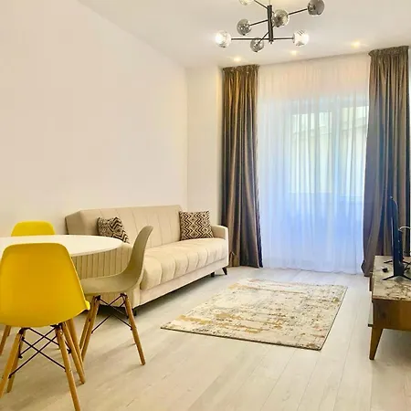 Yamaluxe - Our Lovely Apartament *